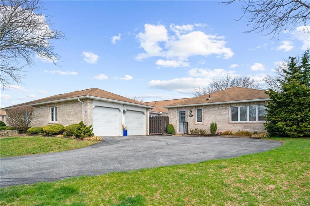 Merion Ln, Macungie, PA 18062