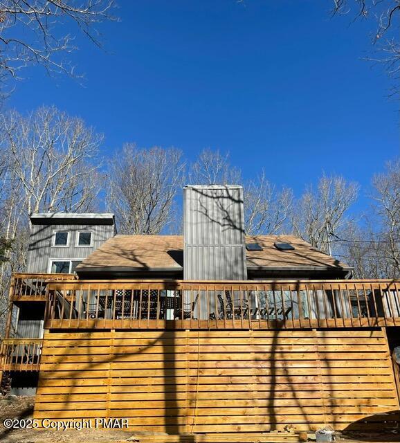 Saunders Dr, Bushkill, PA 18324