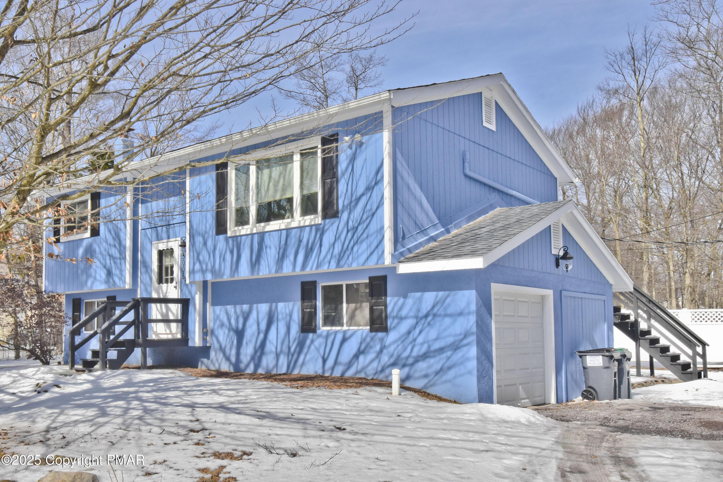 Holiday Dr, Pocono Summit, PA 18346
