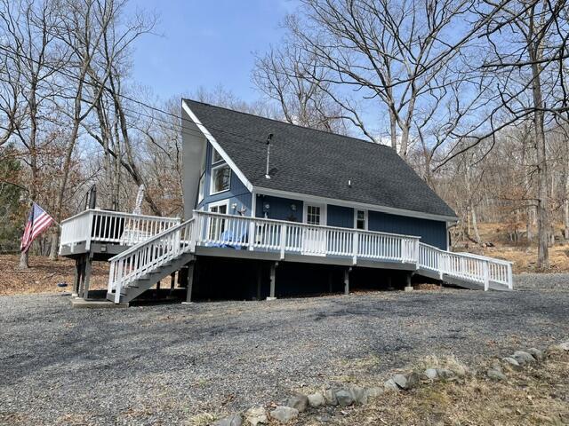 Manchester Dr, Bushkill, PA 18324