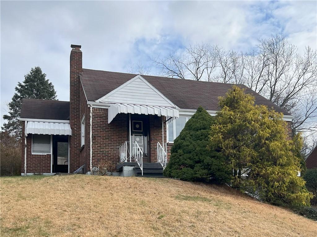 Maplehurst Dr, North Versailles, PA 15137