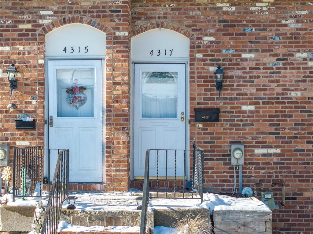 Hemlock Cir, Allison Park, PA 15101