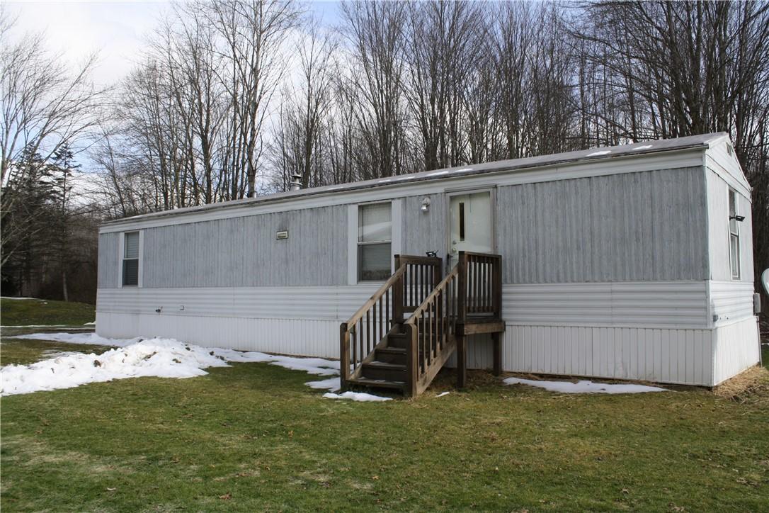 Cole Rd, Sandy Lake, PA 16145