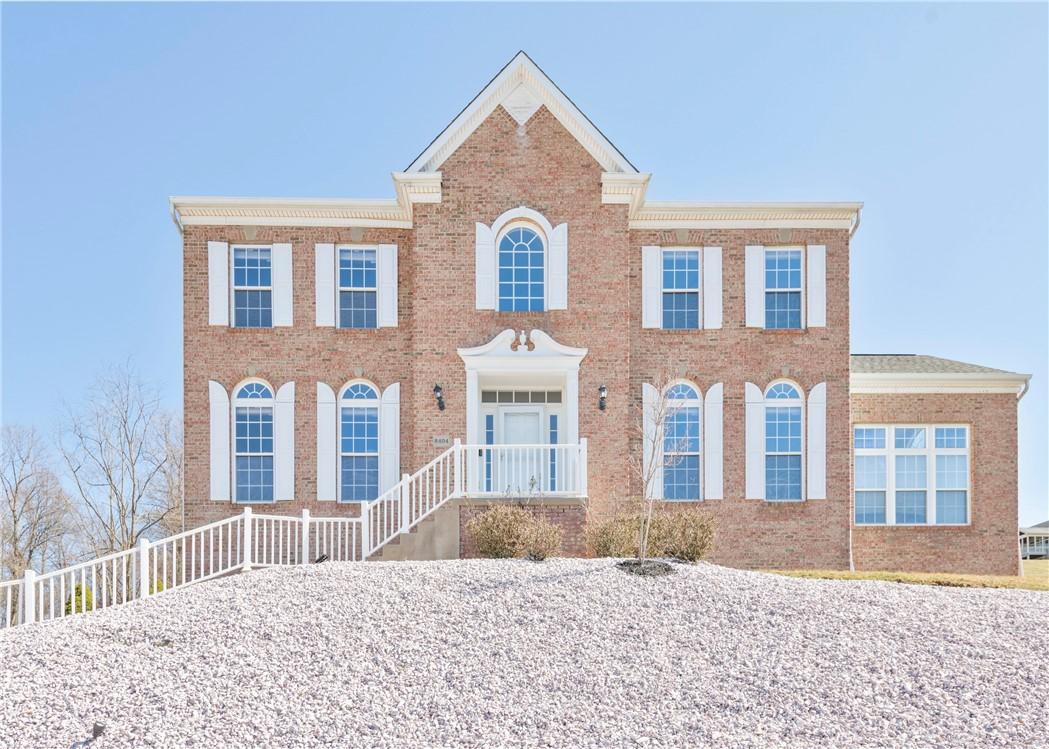 David Dr, Bridgeville, PA 15017