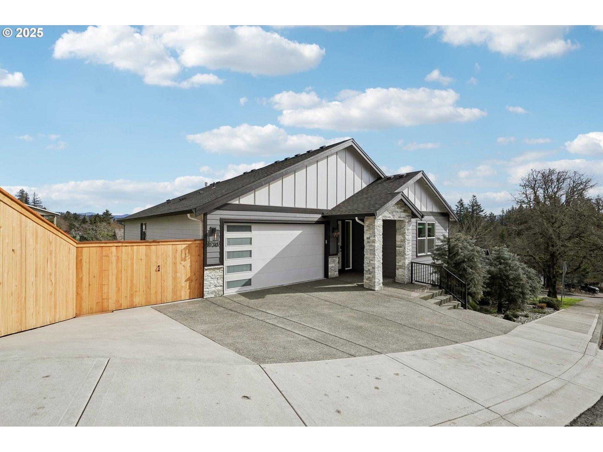 N 12th St, Washougal, WA 98671