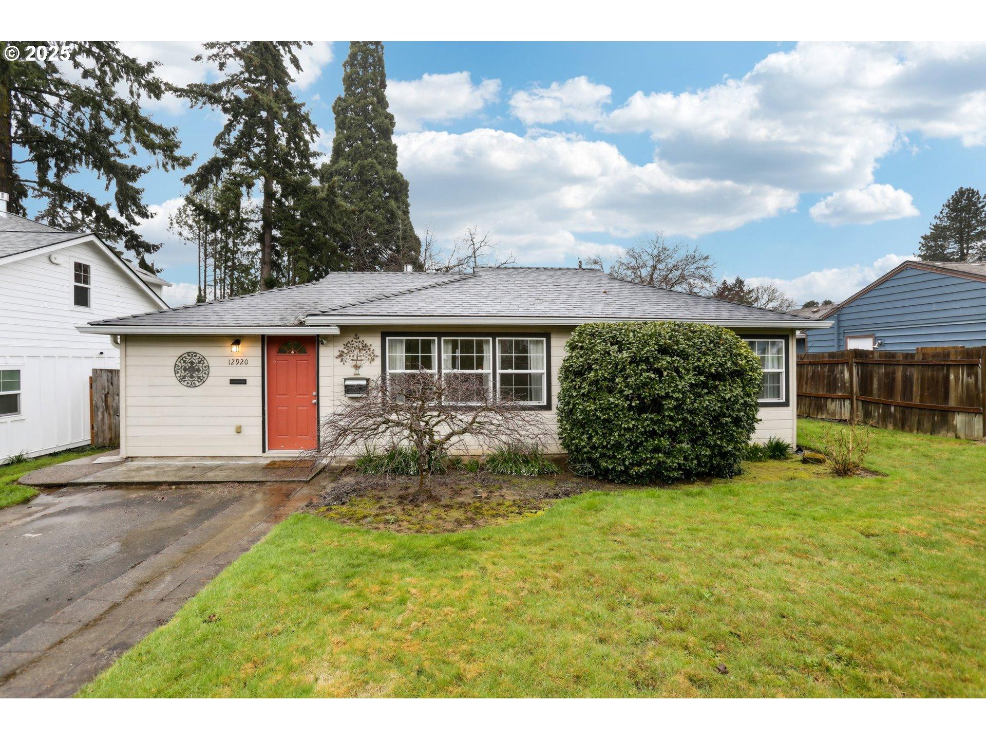 Sw Douglas St, Portland, OR 97225