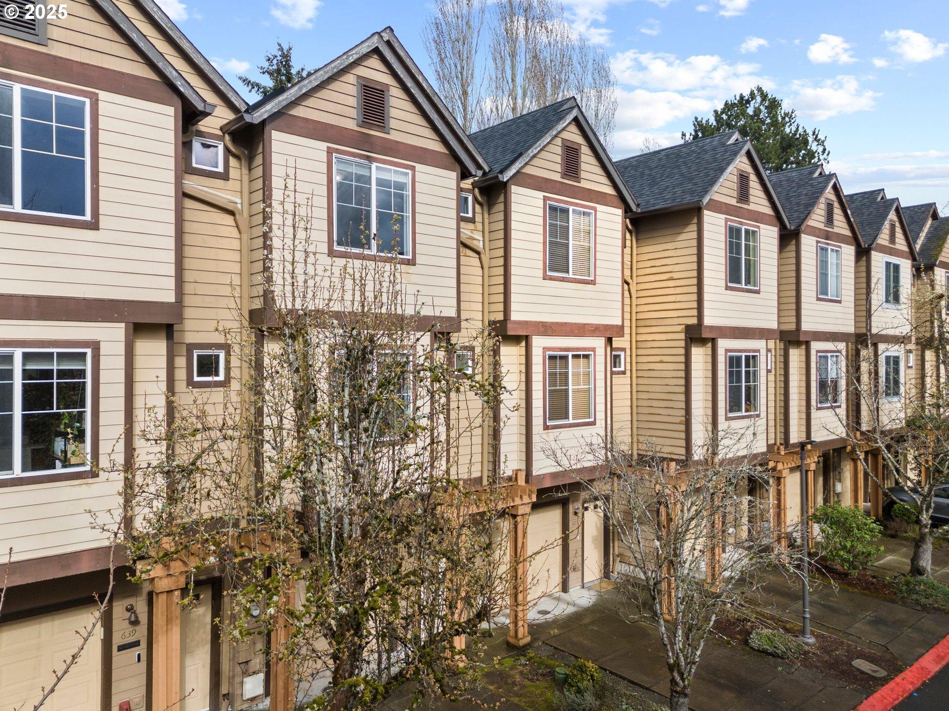 Sw Dillan Dr, Beaverton, OR 97006