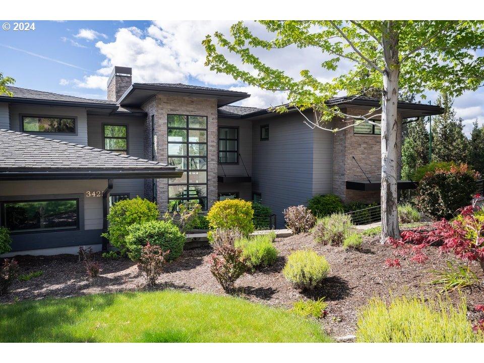 Nw Fairway Heights Dr, Bend, OR 97703