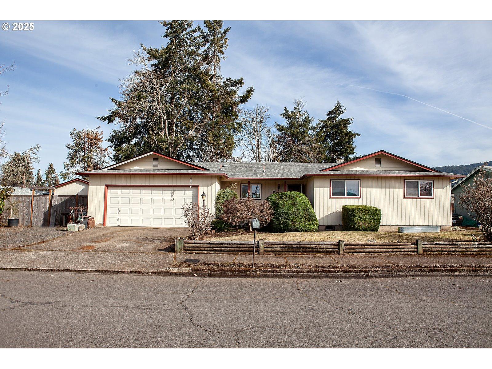 Laksonen Loop, Springfield, OR 97478