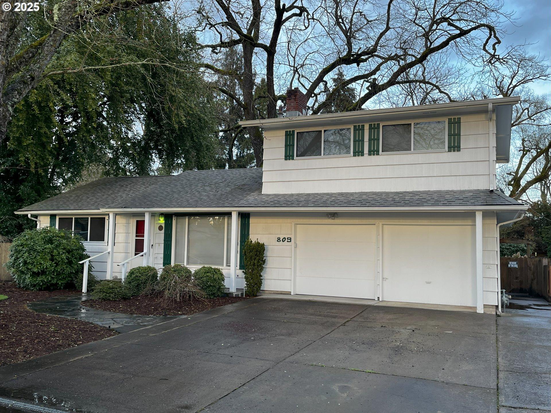 Randall St, Eugene, OR 97401