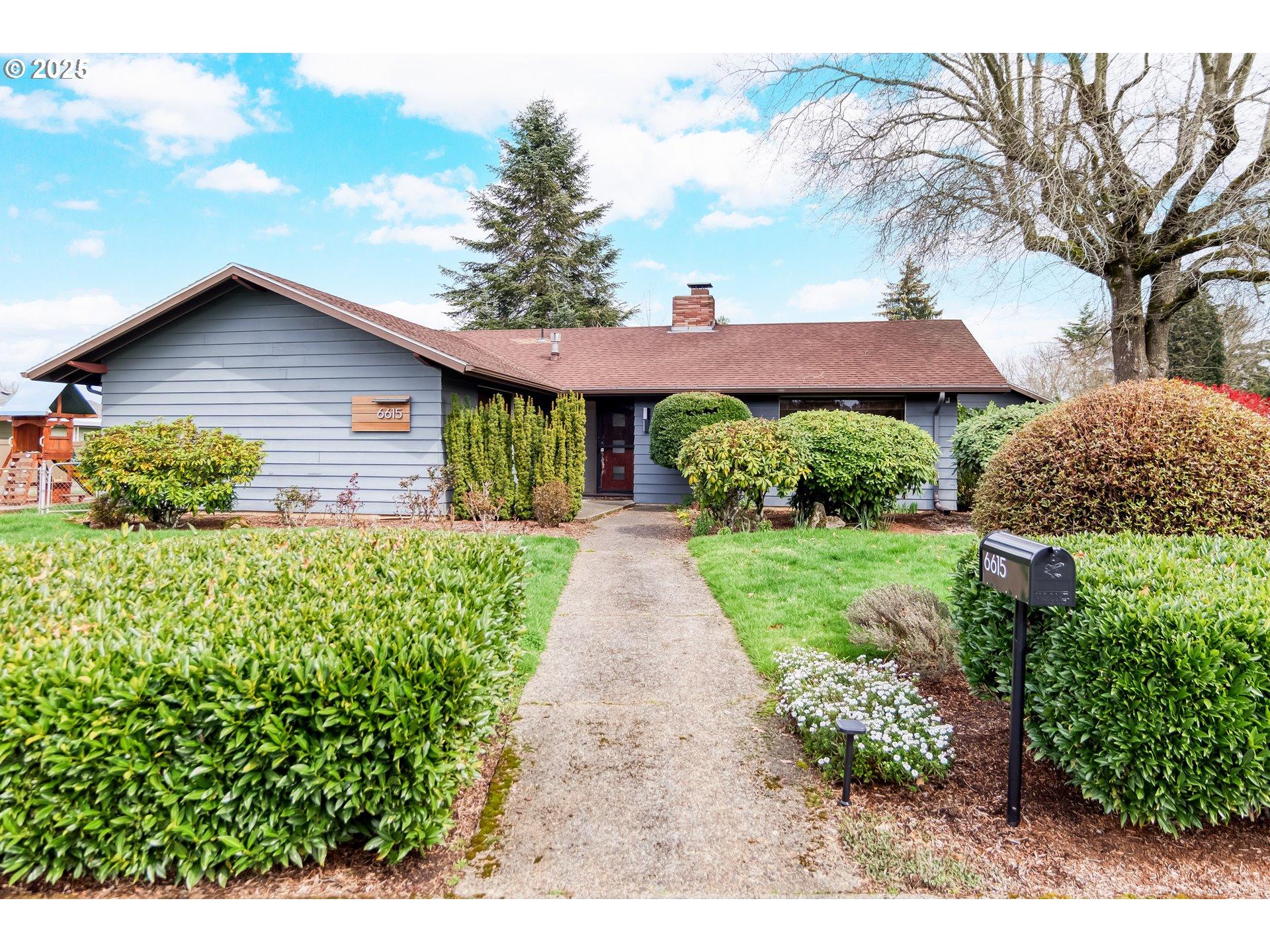 Se Pine Creek Way, Portland, OR 97267