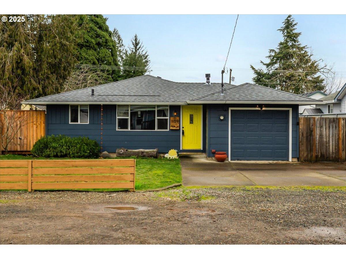 Johnson St, Oregon City, OR 97045