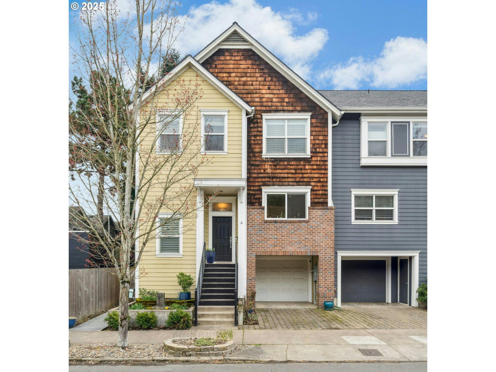 S Virginia Ave, Portland, OR 97239