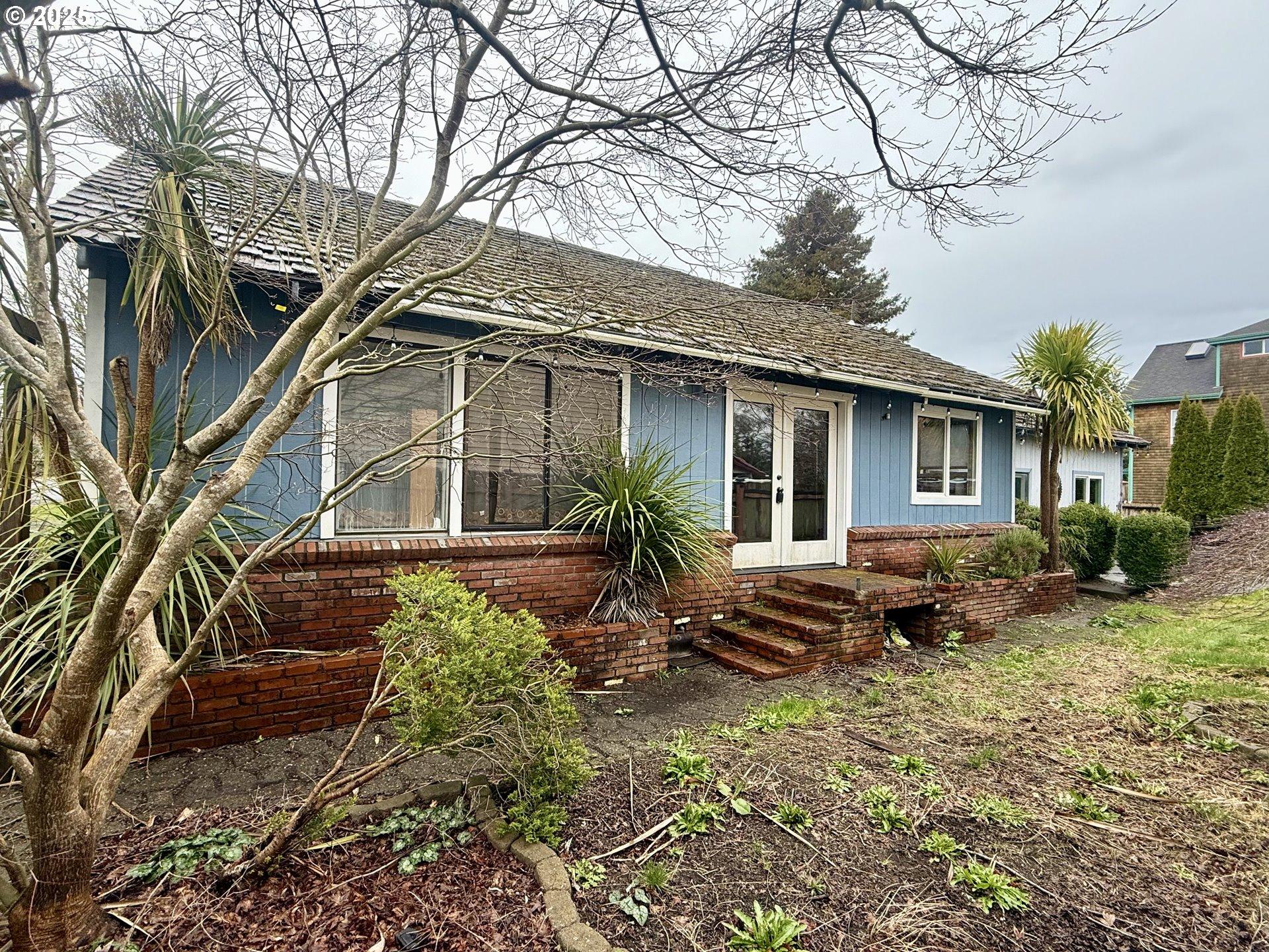S Main Ave, Warrenton, OR 97146