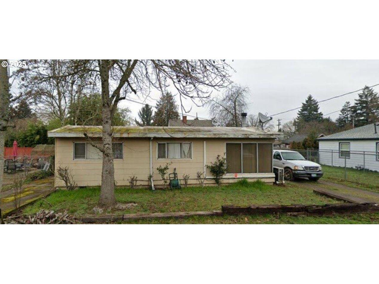Se Liebe St, Portland, OR 97206