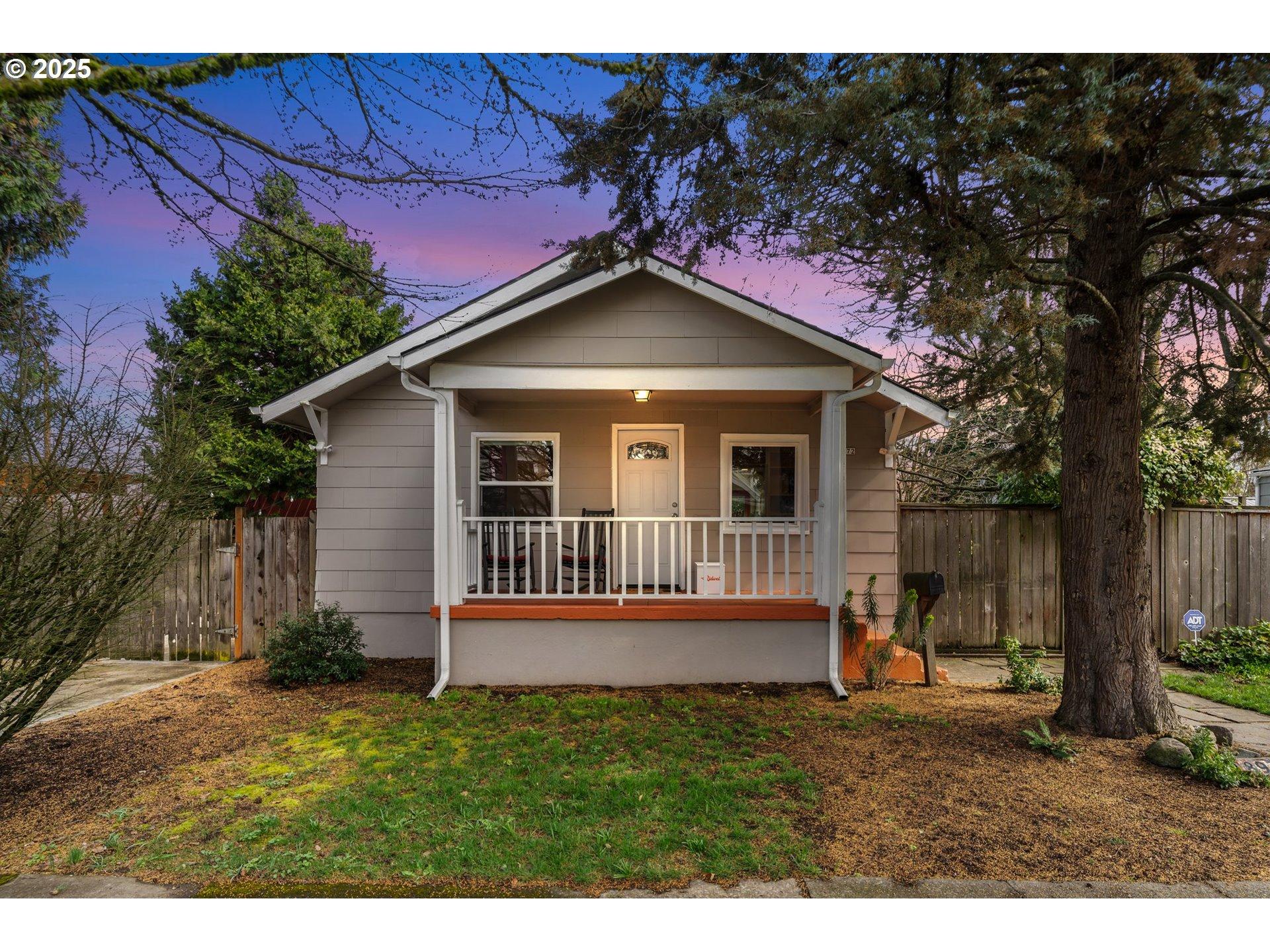 N Clarendon Ave, Portland, OR 97203
