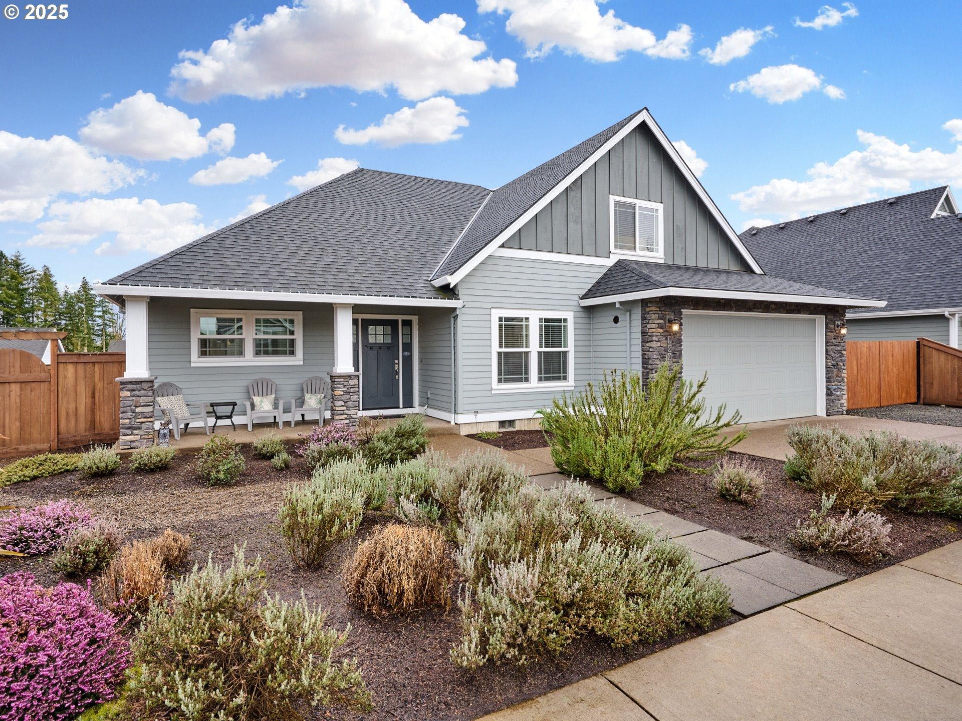 Grant St, Mount Angel, OR 97362