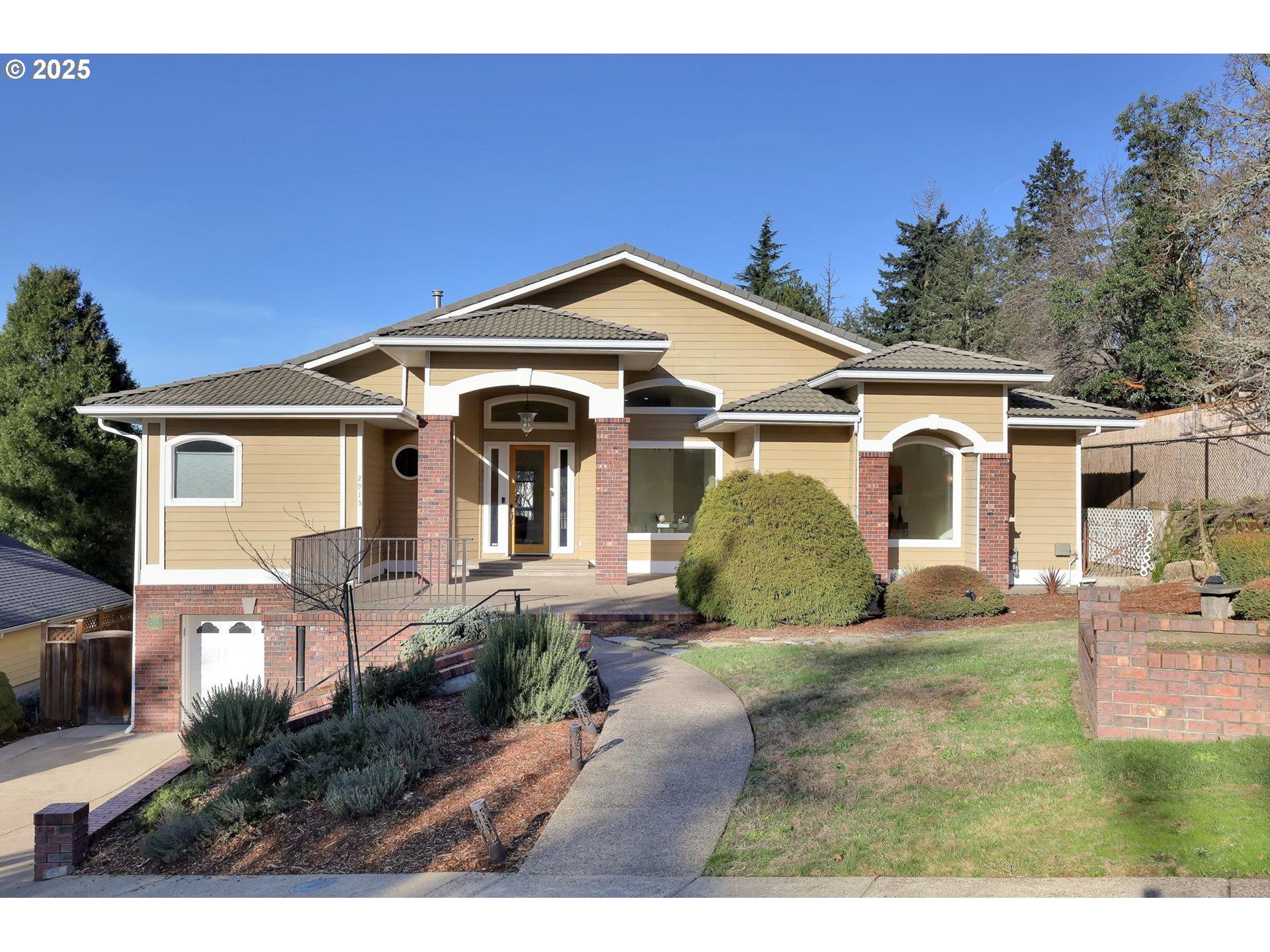 Chandler Ave, Eugene, OR 97403