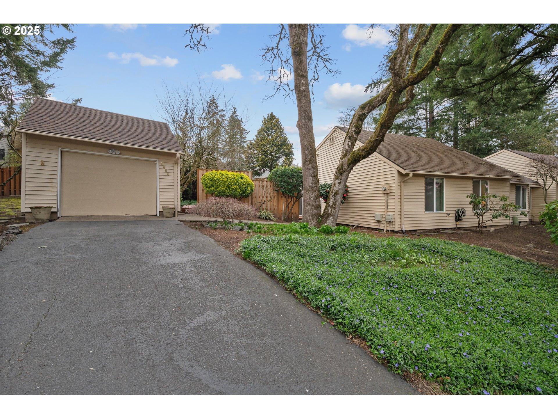 Sw Davies Rd, Beaverton, OR 97008