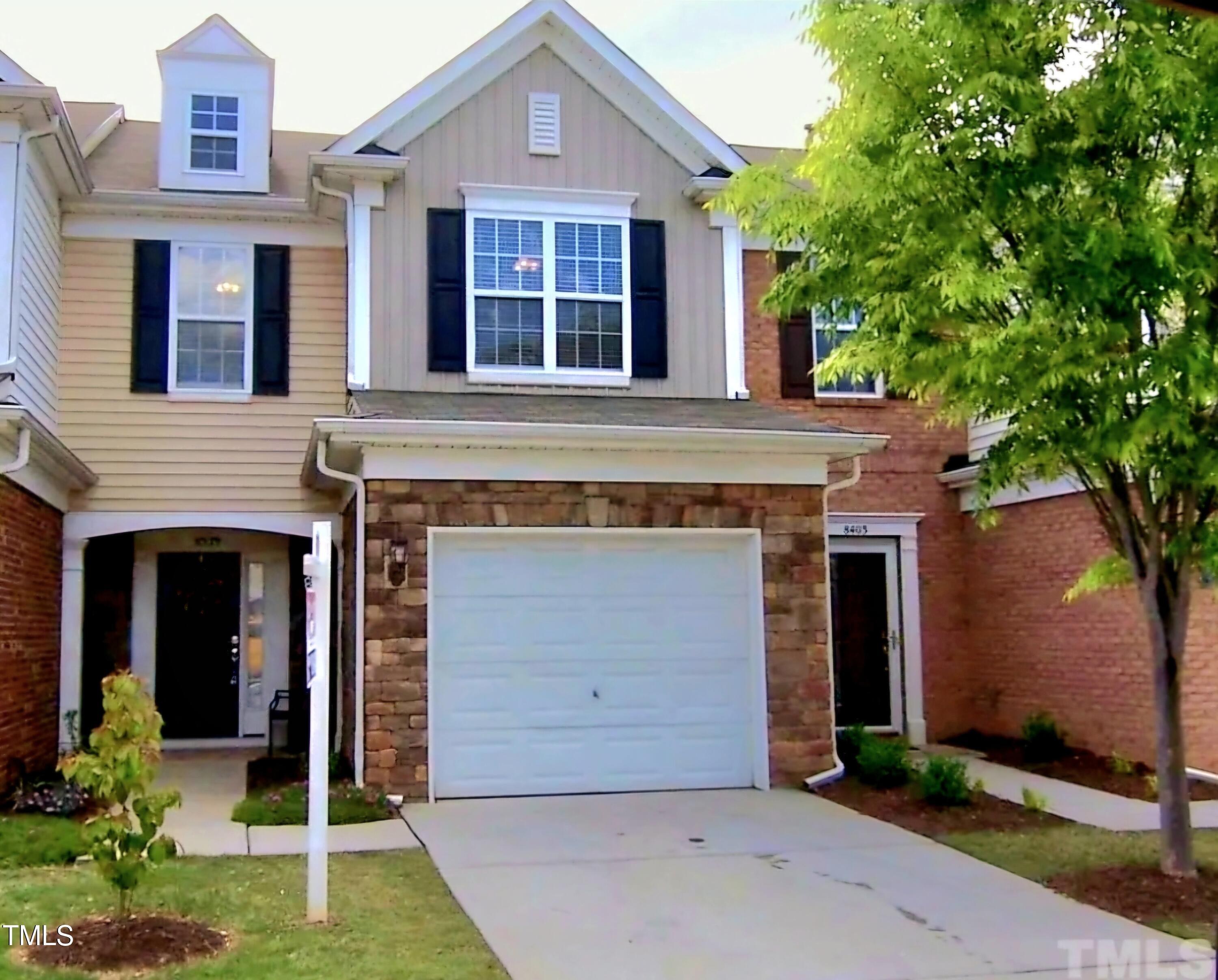 Pilots View Dr, Raleigh, NC 27617
