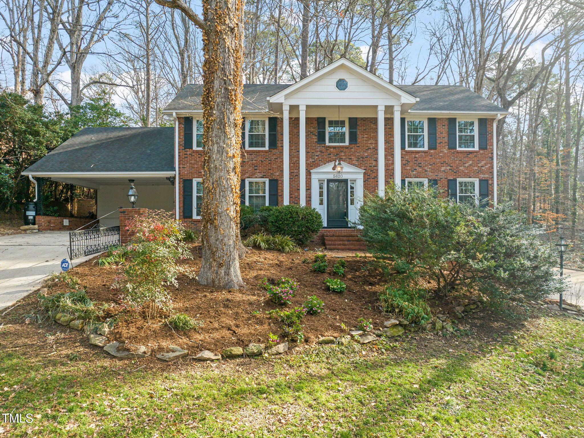 Winthrop Dr, Raleigh, NC 27612