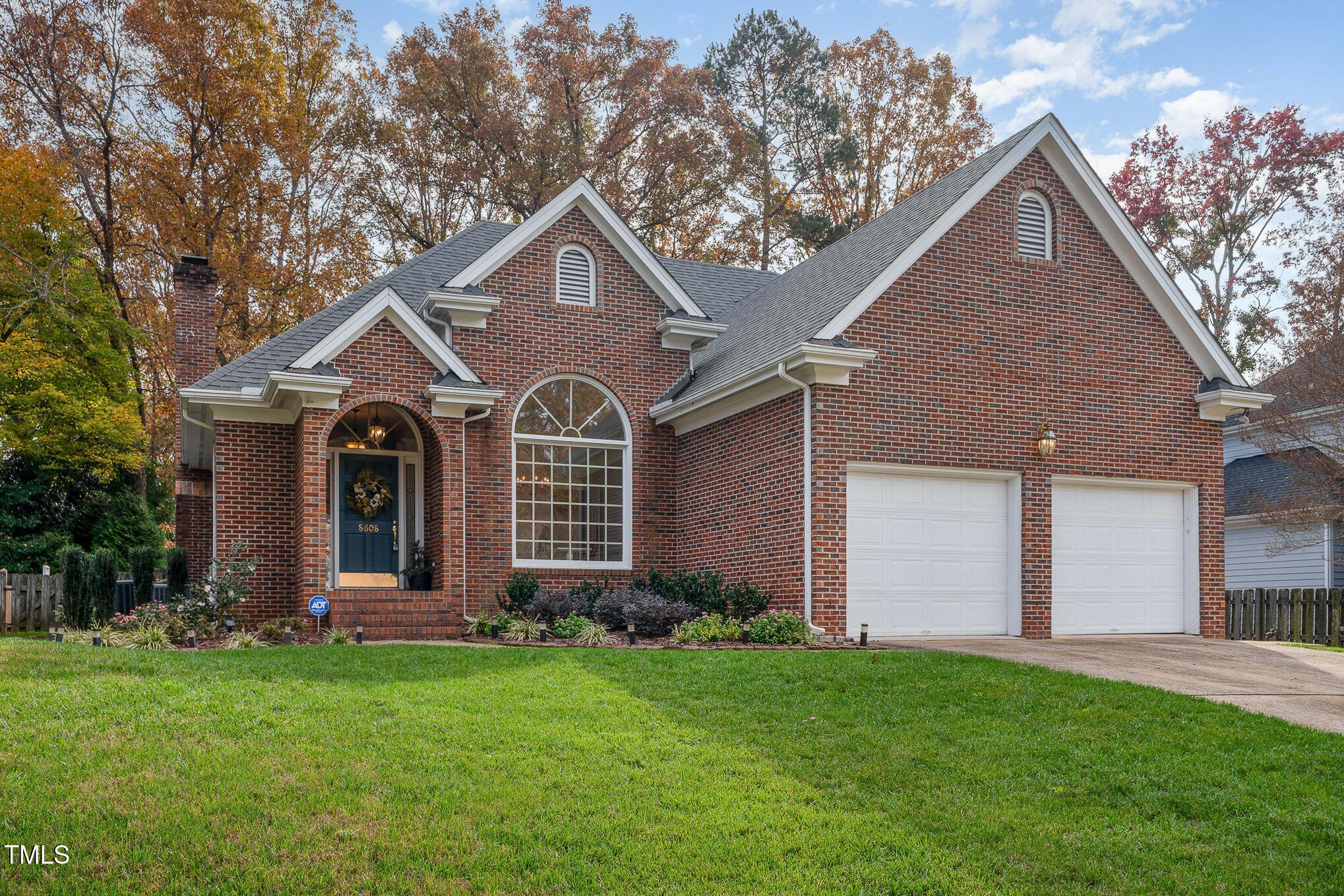 Davishire Dr, Raleigh, NC 27615