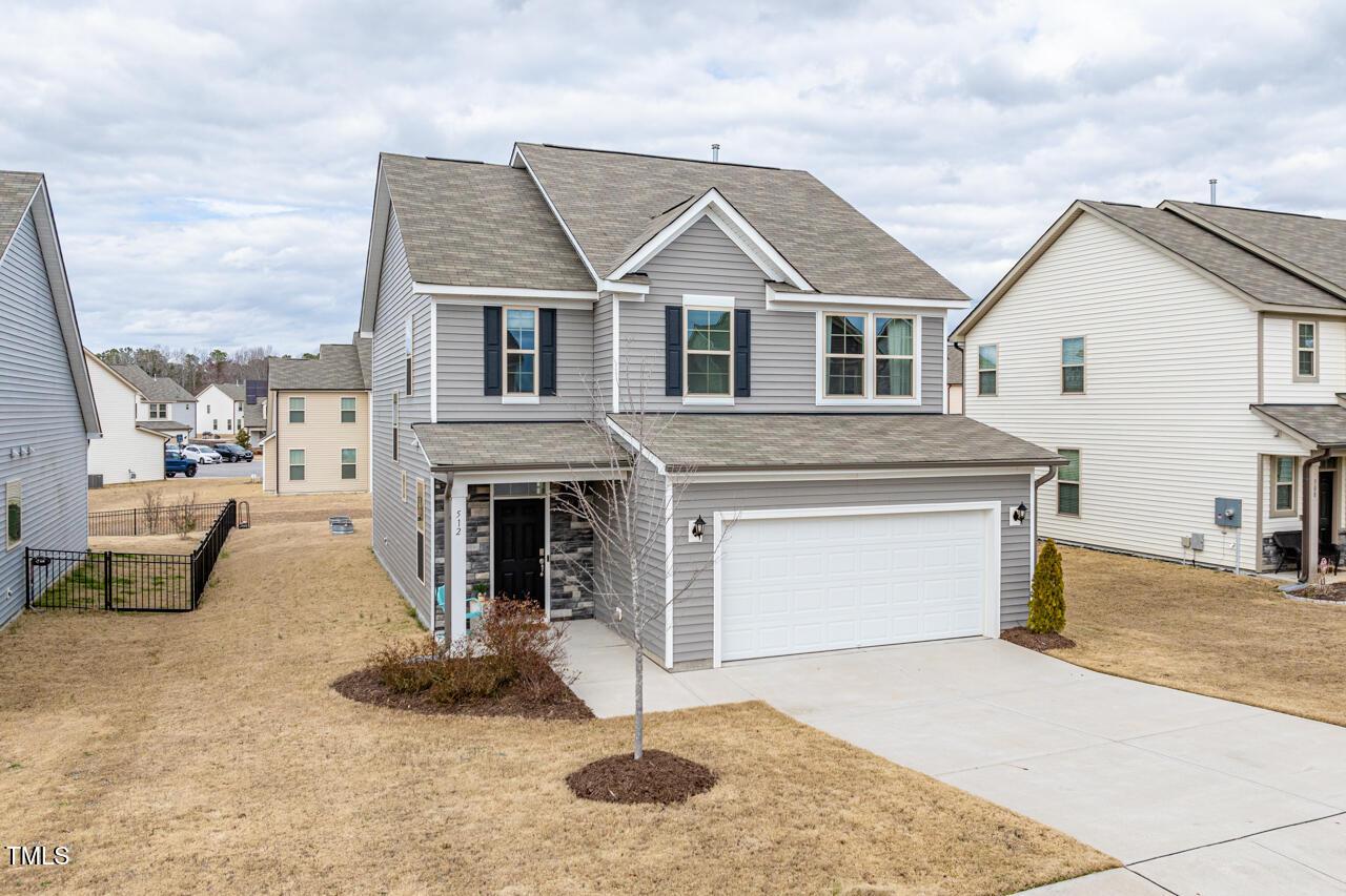 Oak Holly Ln, Zebulon, NC 27597