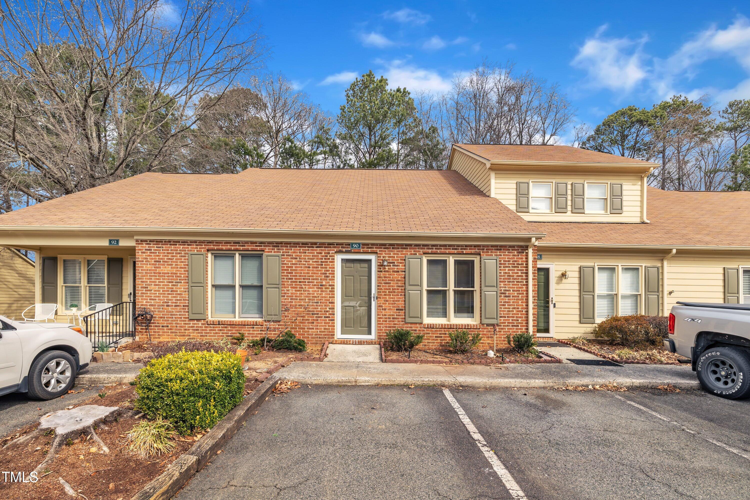 Sparger Springs Ln, Durham, NC 27705