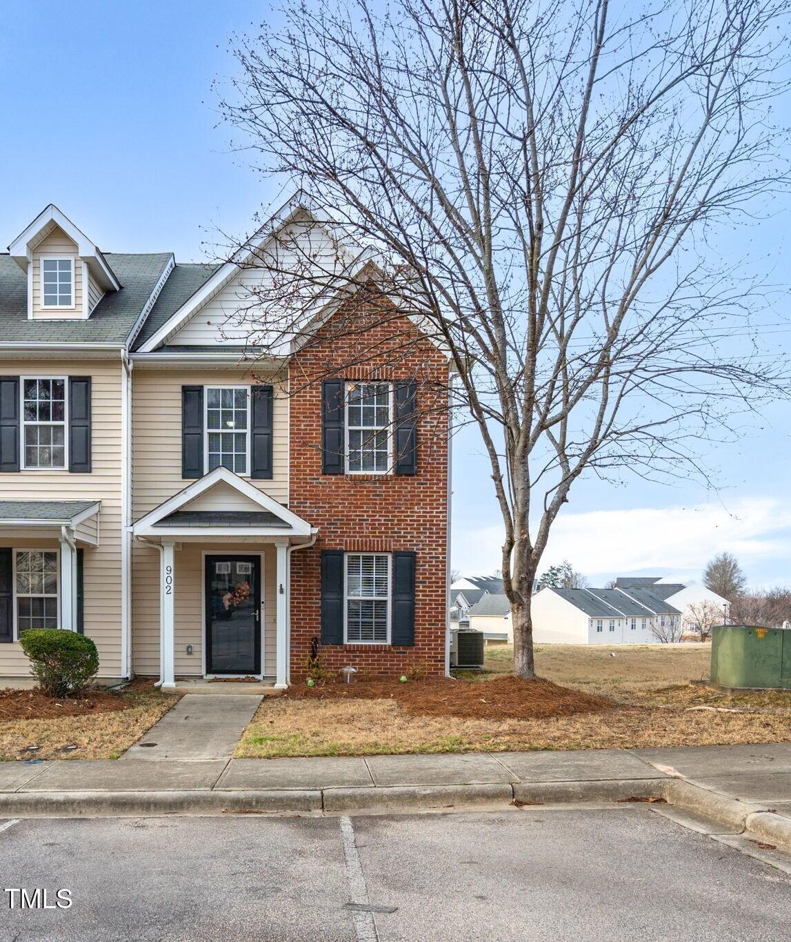 Savin Lndg, Knightdale, NC 27545