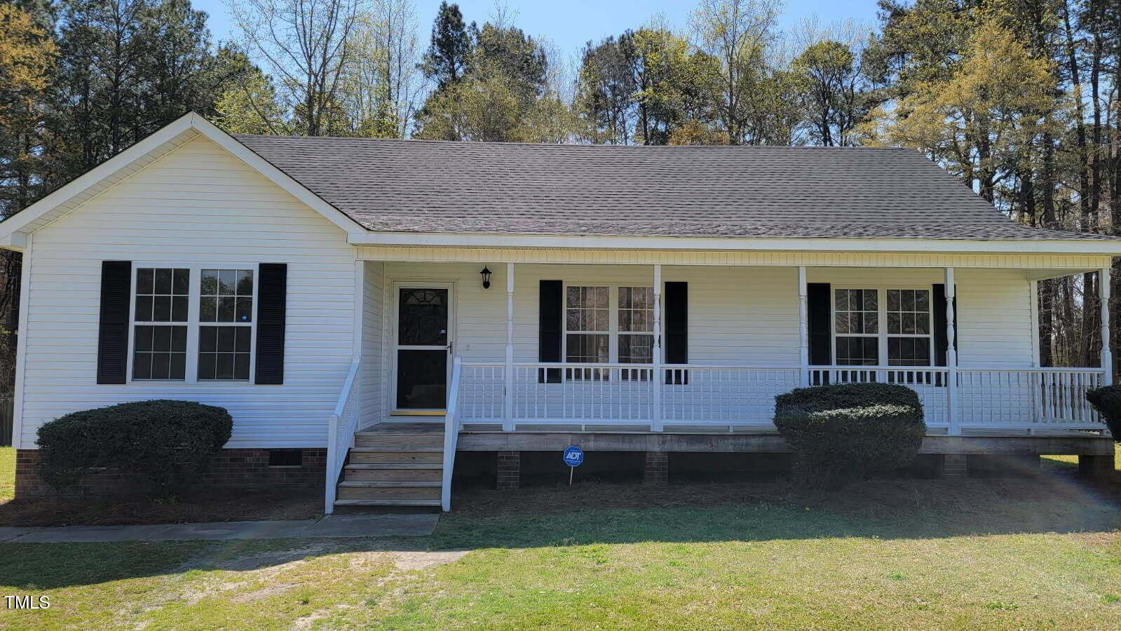 Davis Farm Dr, Selma, NC 27576
