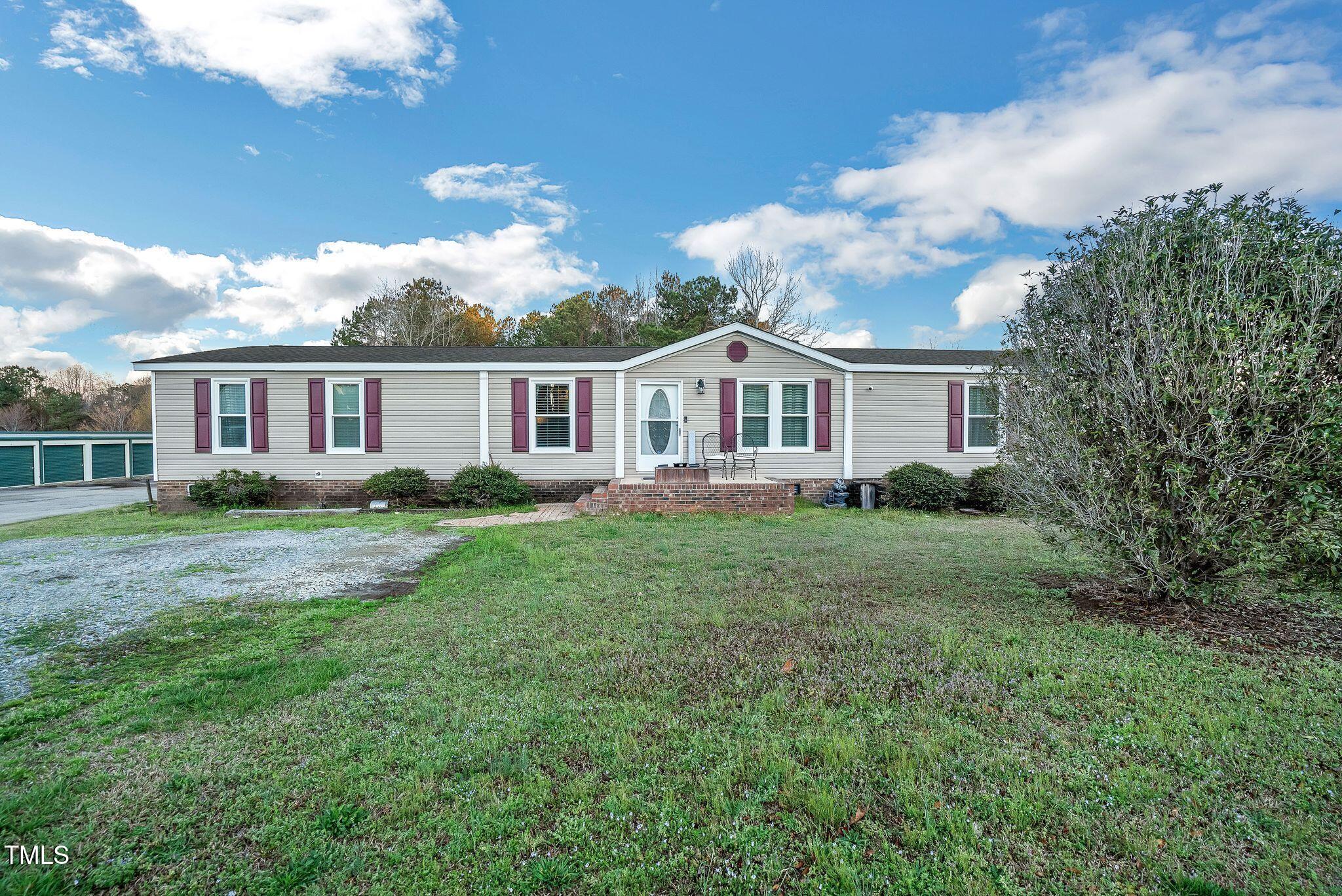 Lee Dr, Garner, NC 27529