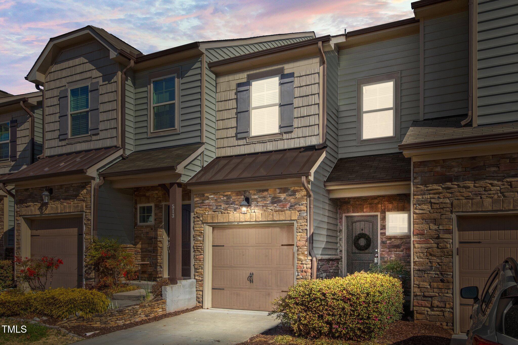 Aronia Dr, Hillsborough, NC 27278
