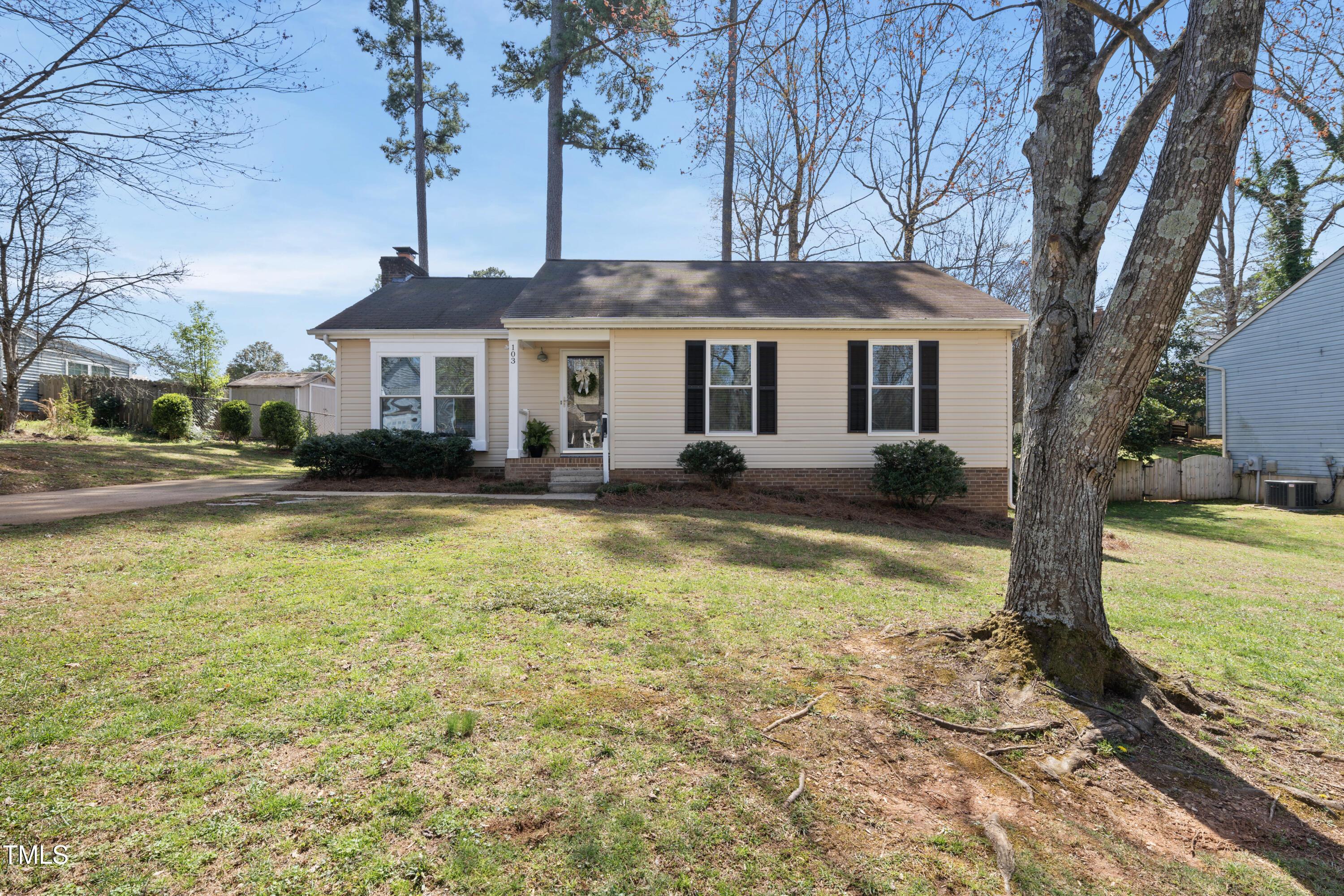 Willoughby Ln, Cary, NC 27513