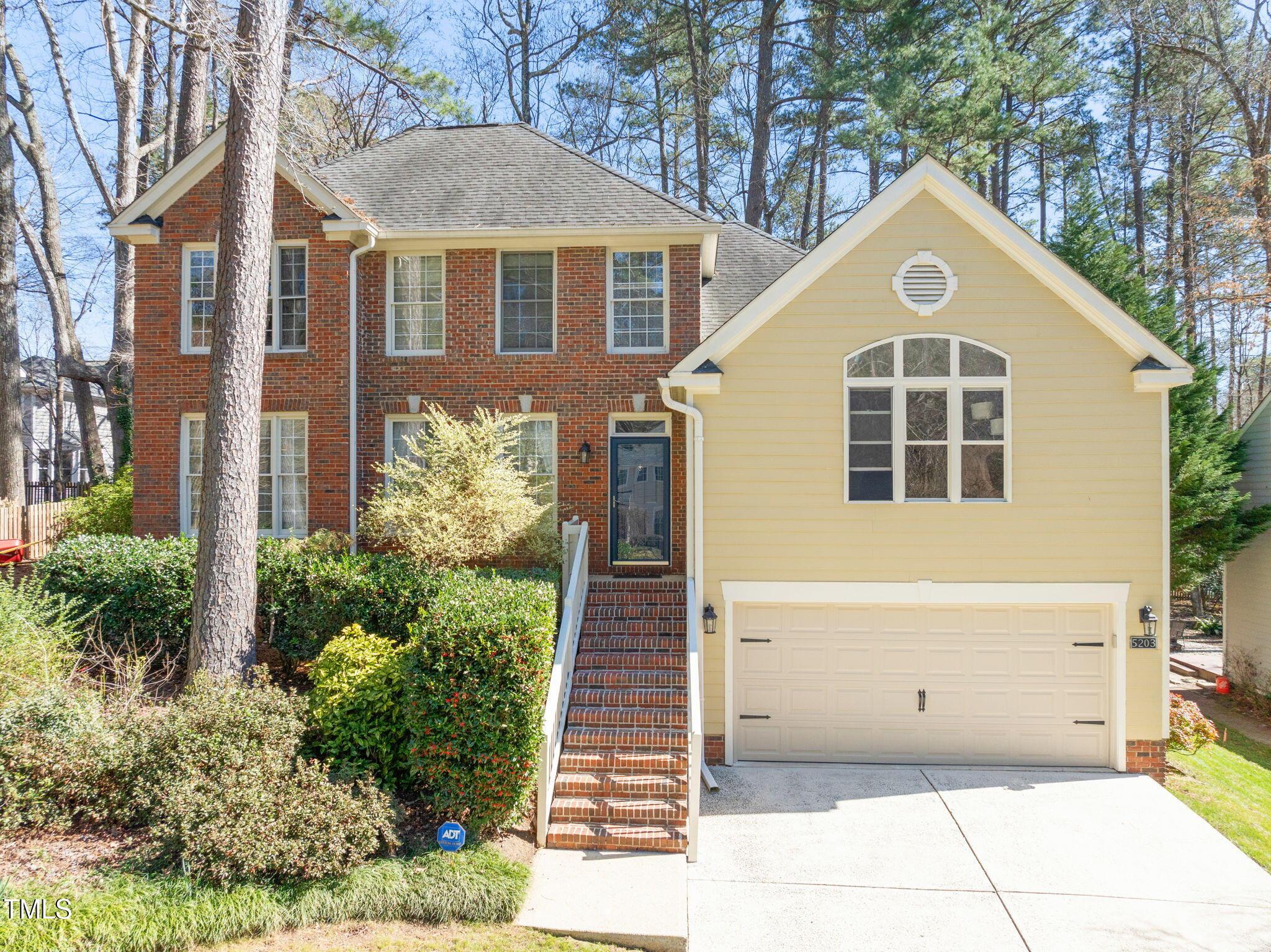 Longwood Dr, Durham, NC 27713