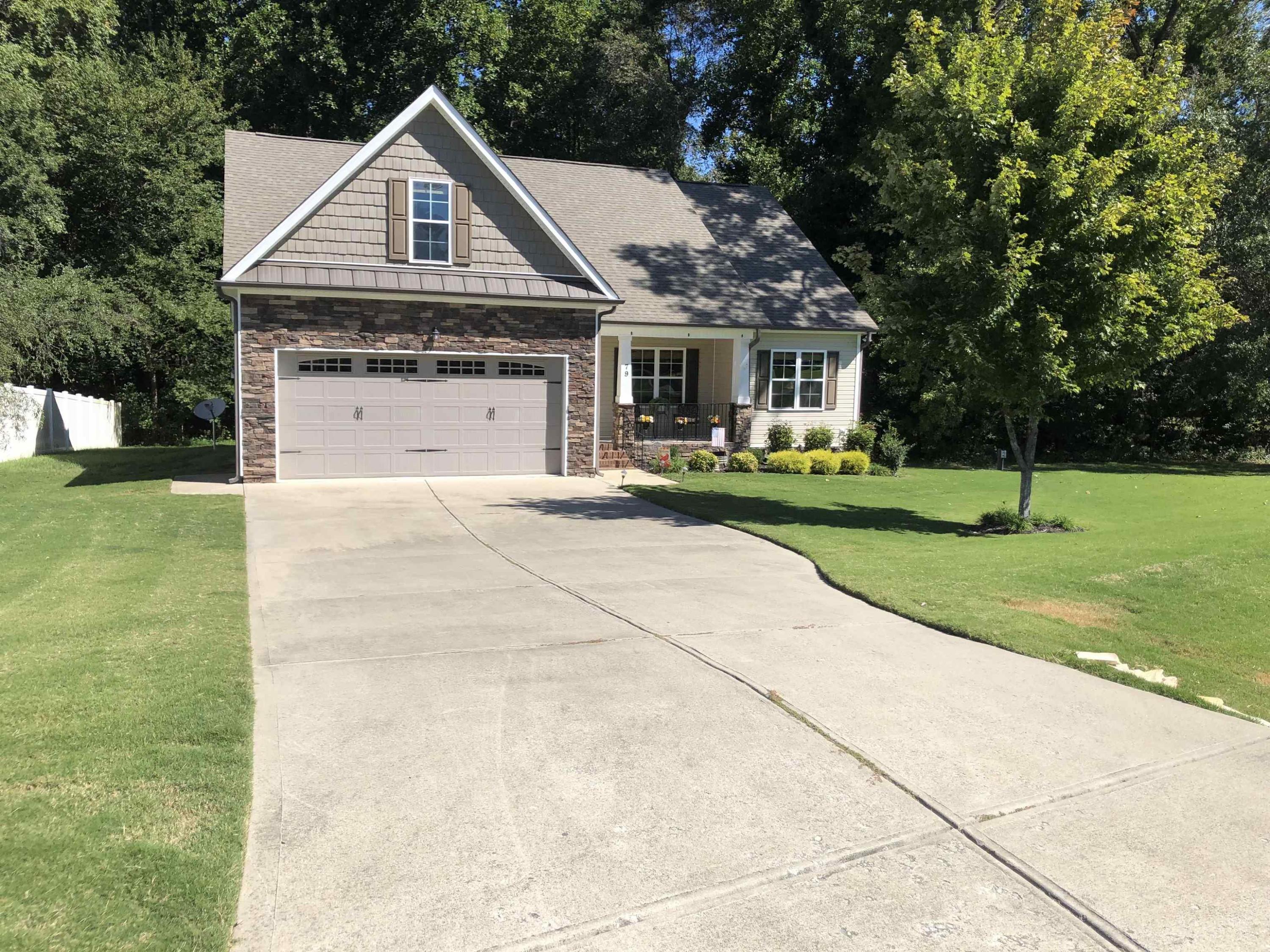 Hillgrove Dr, Willow Spring, NC 27592