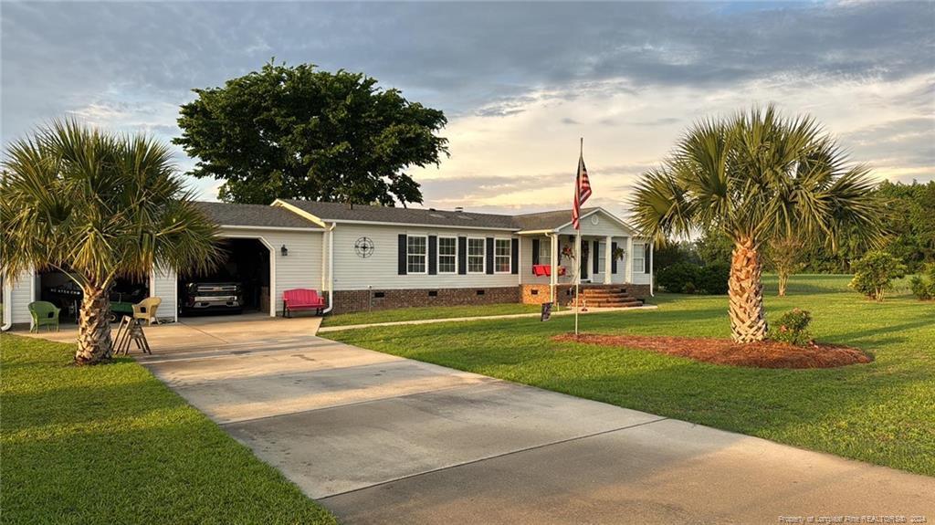 Stephens Rd, Lumberton, NC 28358