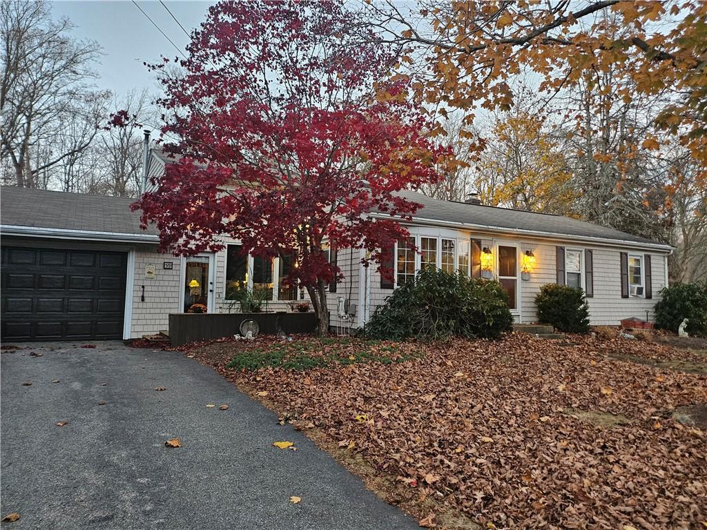 Orchard Dr, Cumberland, RI 02864