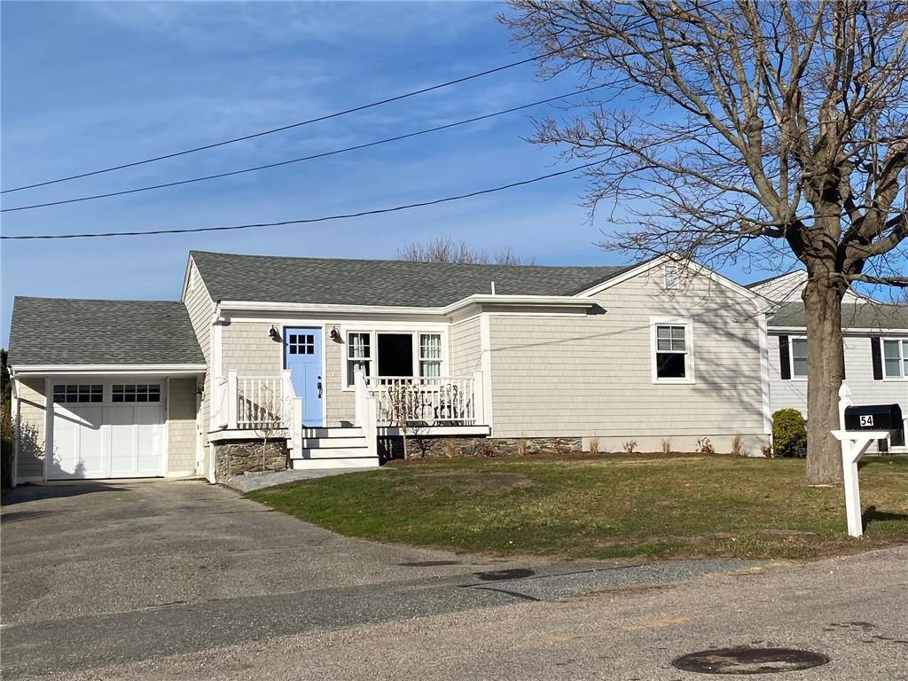 Newport Ave, Middletown, RI 02842