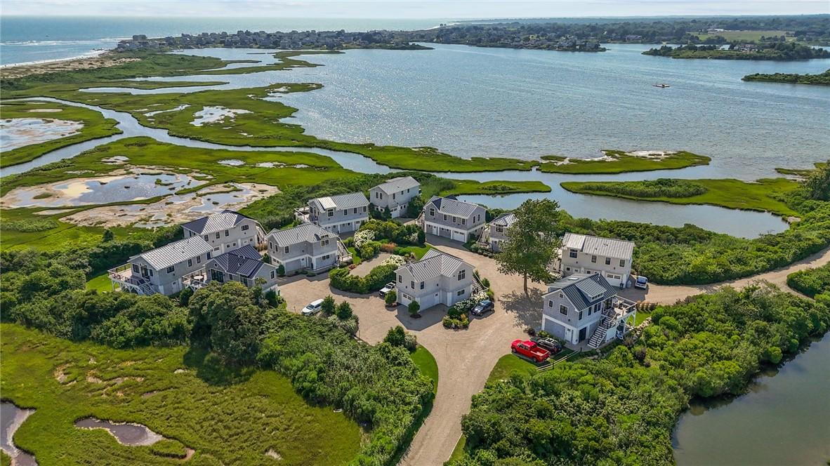 E Pointe Ct, Wakefield, RI 02879