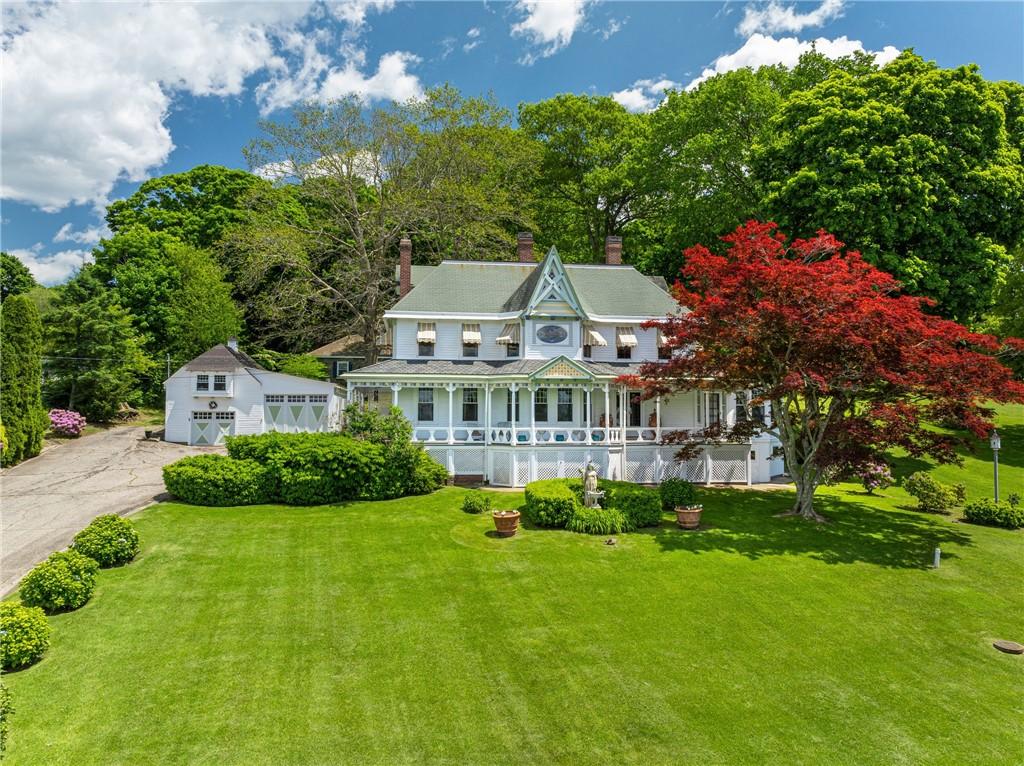 Main Rd, Tiverton, RI 02878