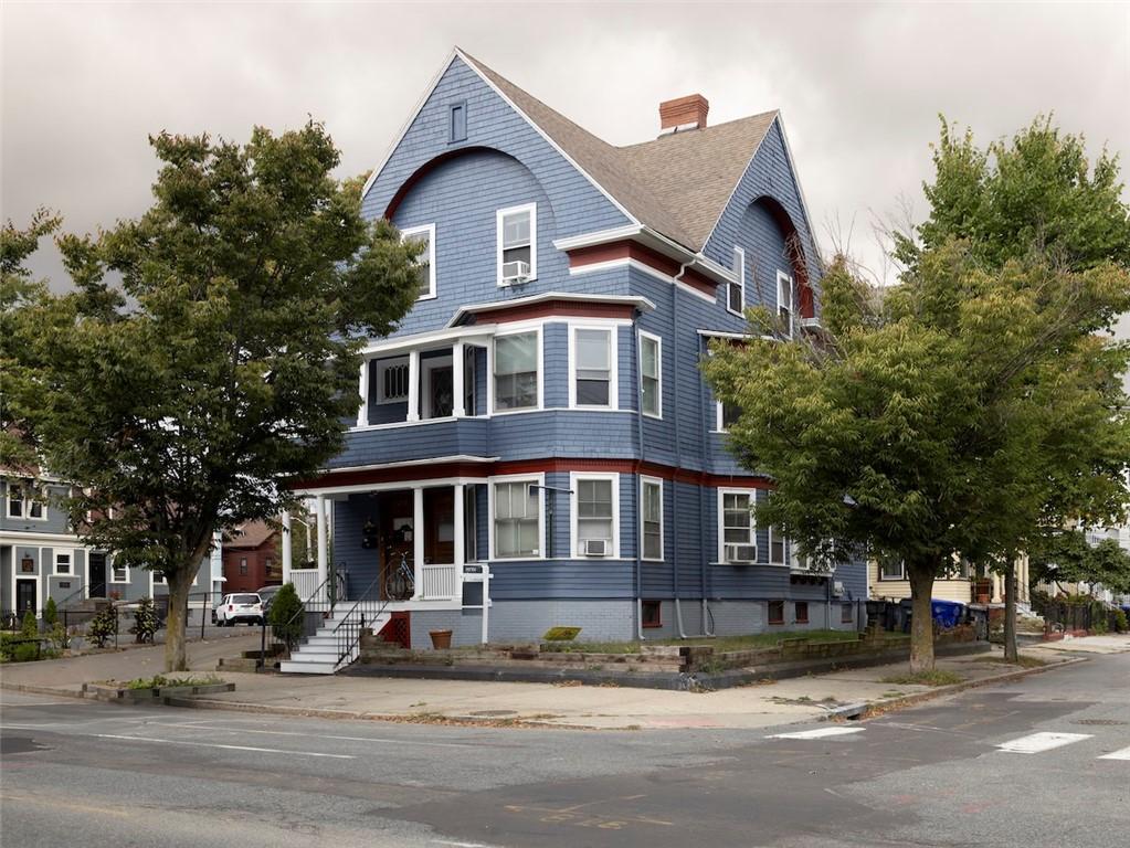 Broadway, Providence, RI 02903