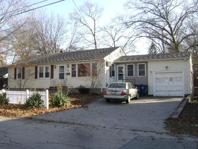 Merle St, Warwick, RI 02889