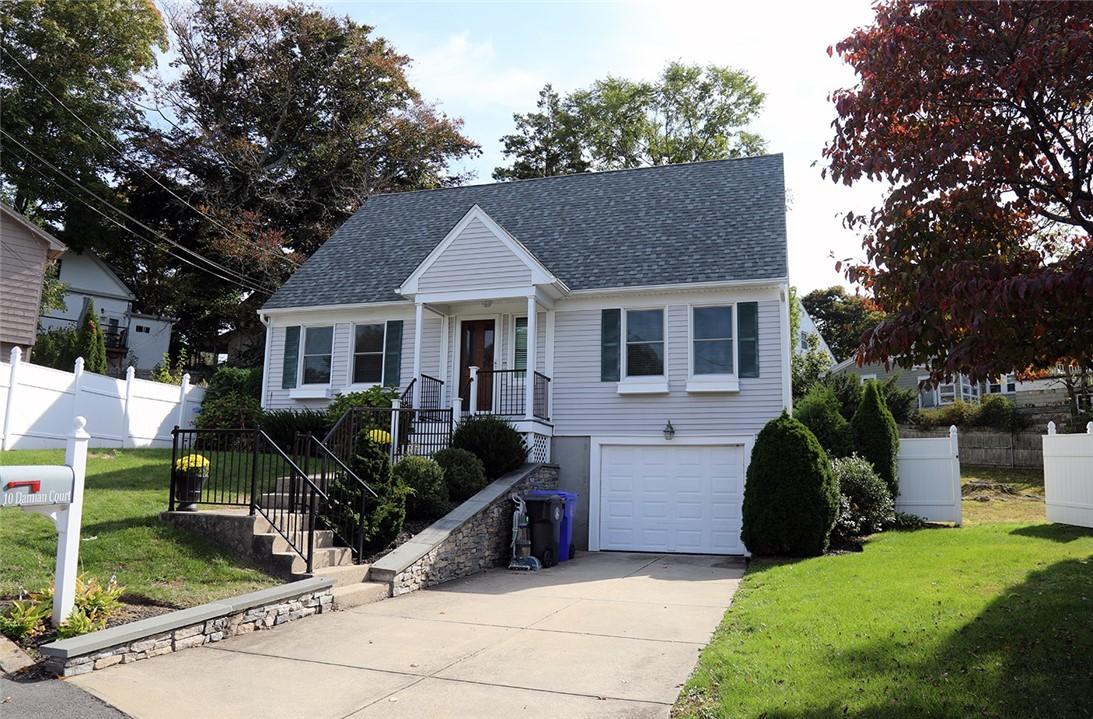 Damian Ct, North Providence, RI 02911