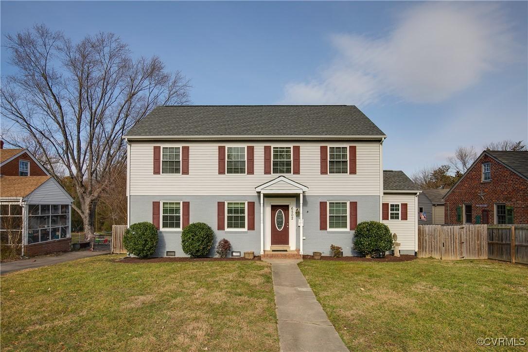 Monument Ave, Richmond, VA 23226