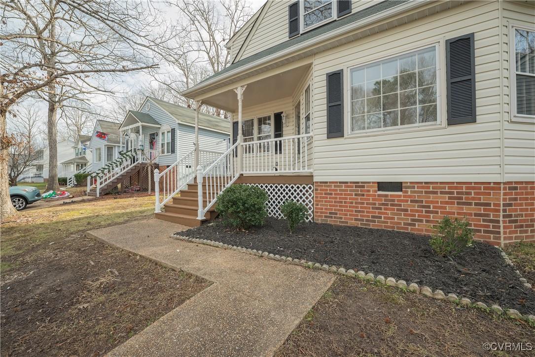 Halyard Ter, Chesterfield, VA 23832
