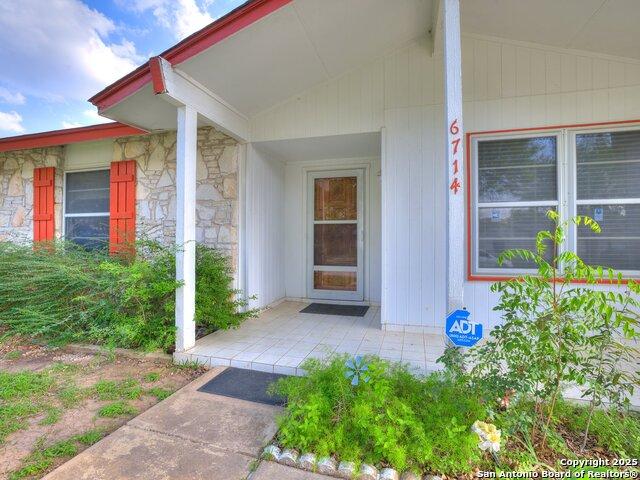 Spring Lark St, San Antonio, TX 78249