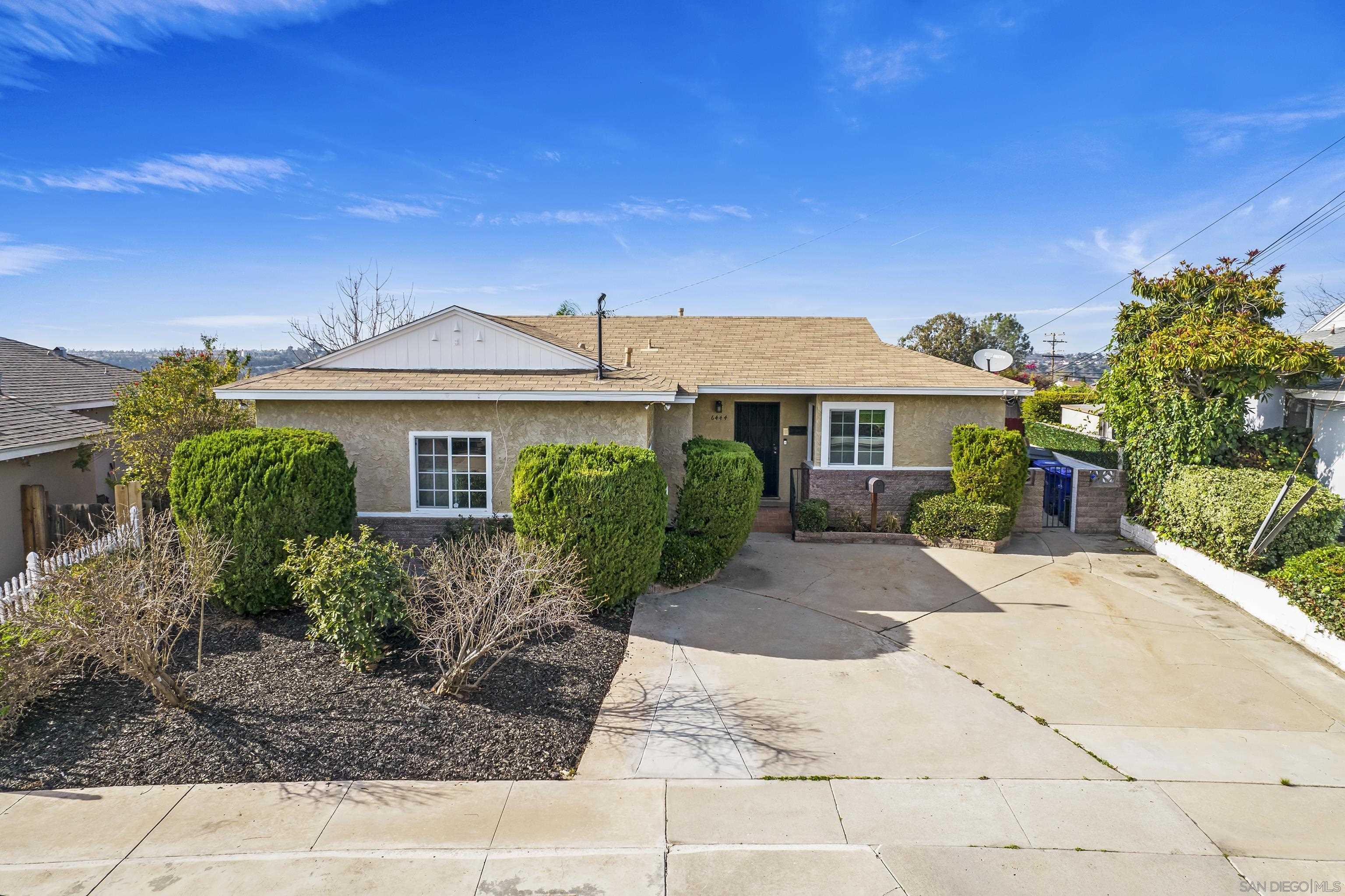 49th St, San Diego, CA 92120