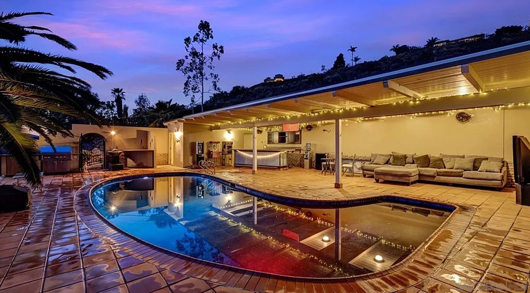 Hillgrove Dr, San Diego, CA 92120