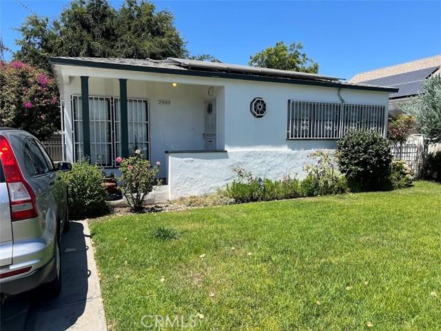 8th Ave, Los Angeles, CA 90018