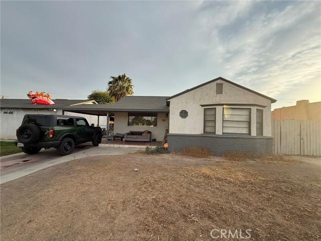 Ea H St, Brawley, CA 92227